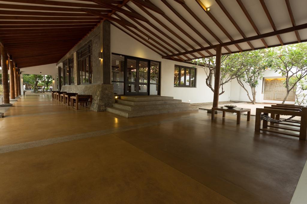 Nilaveli Beach Hotel Bagian luar foto