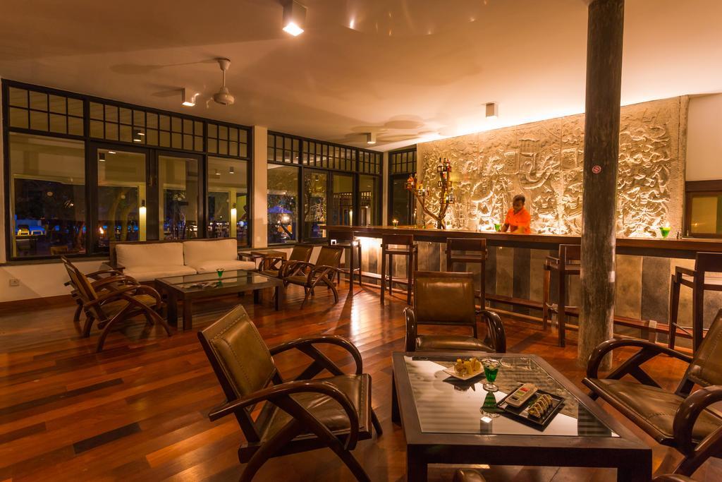 Nilaveli Beach Hotel Bagian luar foto