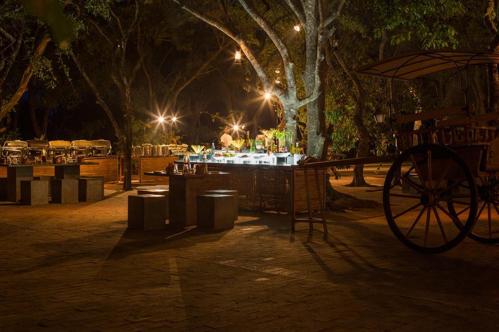 Nilaveli Beach Hotel Bagian luar foto