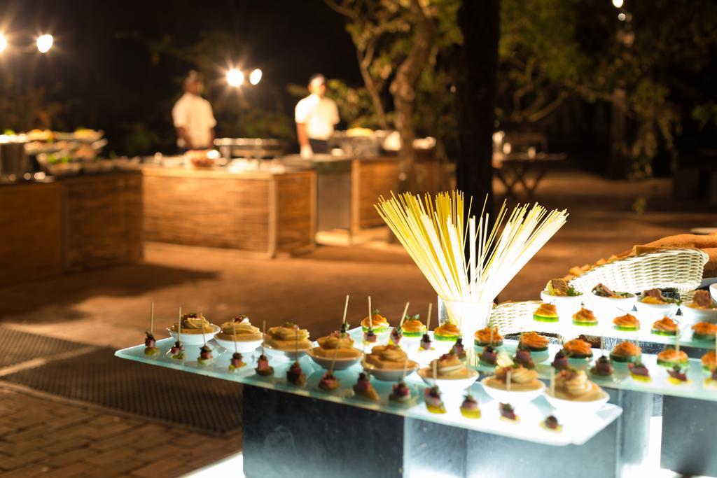 Nilaveli Beach Hotel Bagian luar foto